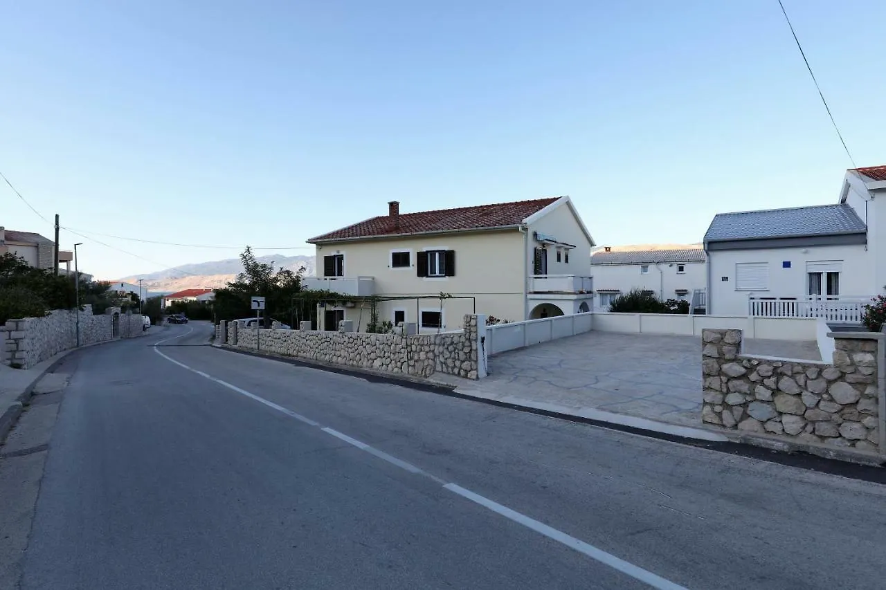 Apartmani Mila باغ 0*,  كرواتيا